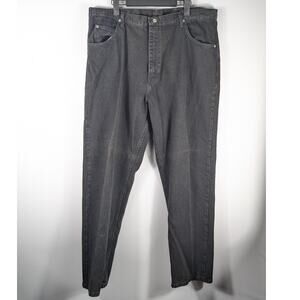 Wrangler 42x32 Black Denim Jeans Mens Relaxed Fit Authentic Straight Made USA